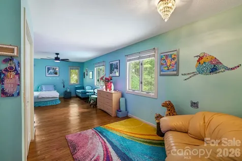 11 Beaumont Drive Hendersonville NC 28739