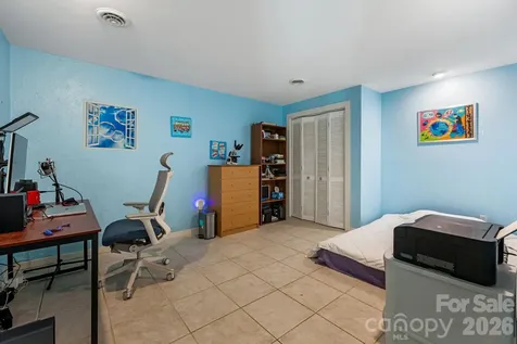 11 Beaumont Drive Hendersonville NC 28739