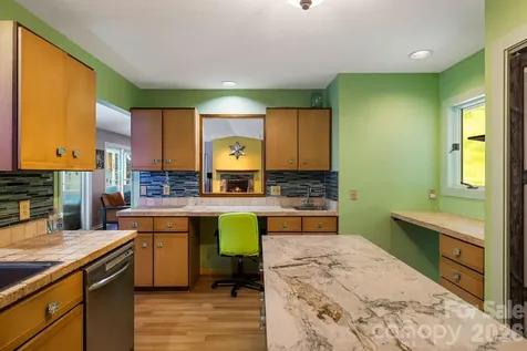 11 Beaumont Drive Hendersonville NC 28739