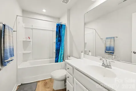 3243 Streamside Drive Davidson NC 28036