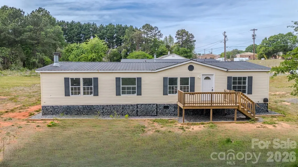 2932 23rd Avenue NE Hickory NC 28601