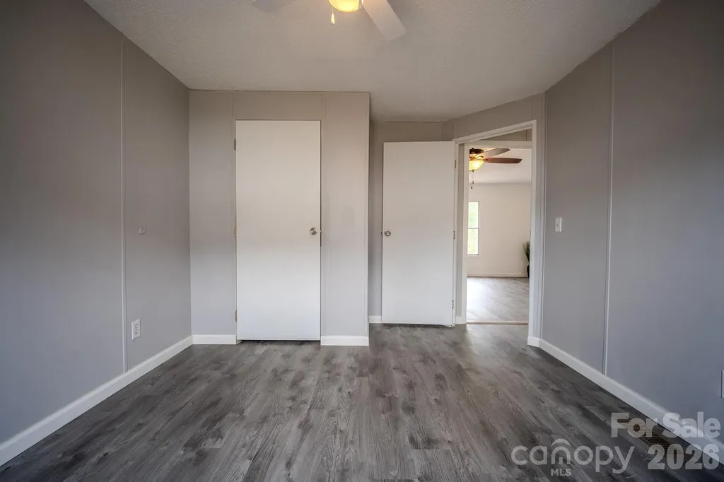 2932 23rd Avenue NE Hickory NC 28601