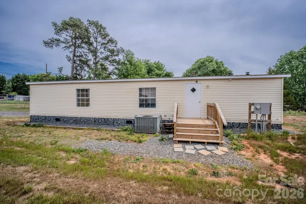 2932 23rd Avenue NE Hickory NC 28601