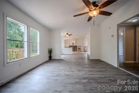 2932 23rd Avenue NE Hickory NC 28601