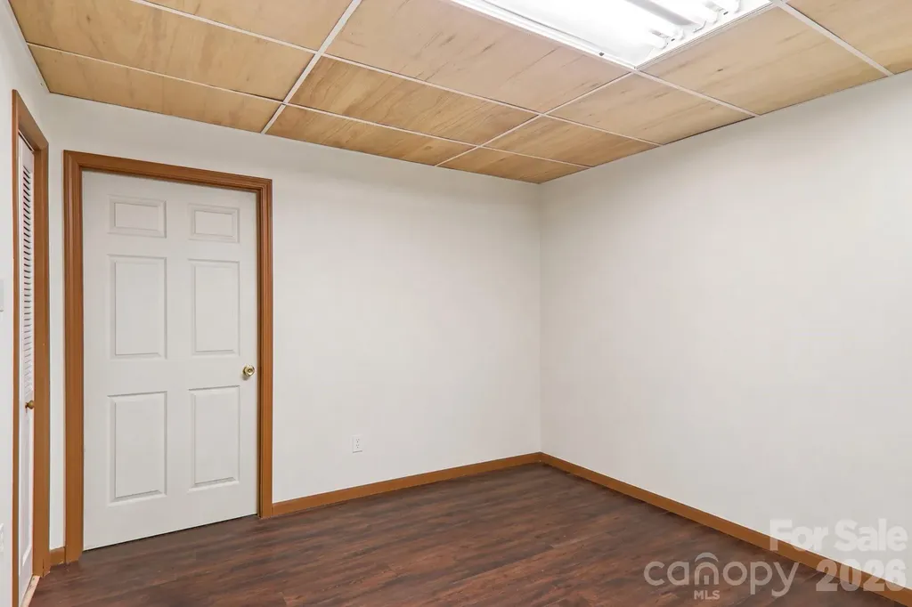 34 Lindsey Hill Lane Zirconia NC 28790