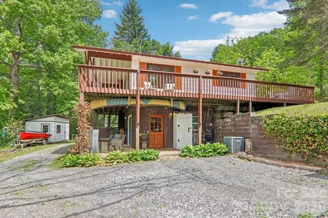 34 Lindsey Hill Lane Zirconia NC 28790