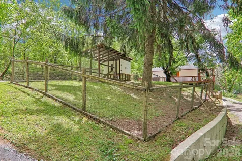 34 Lindsey Hill Lane Zirconia NC 28790