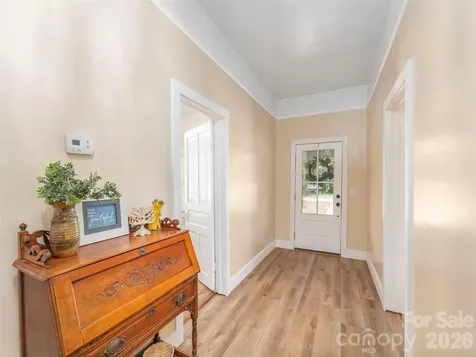 274 Charles Street Clyde NC 28721