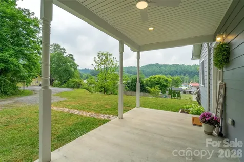 79 Harris Circle Sylva NC 28779