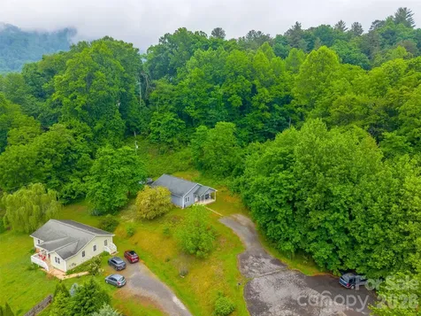 79 Harris Circle Sylva NC 28779