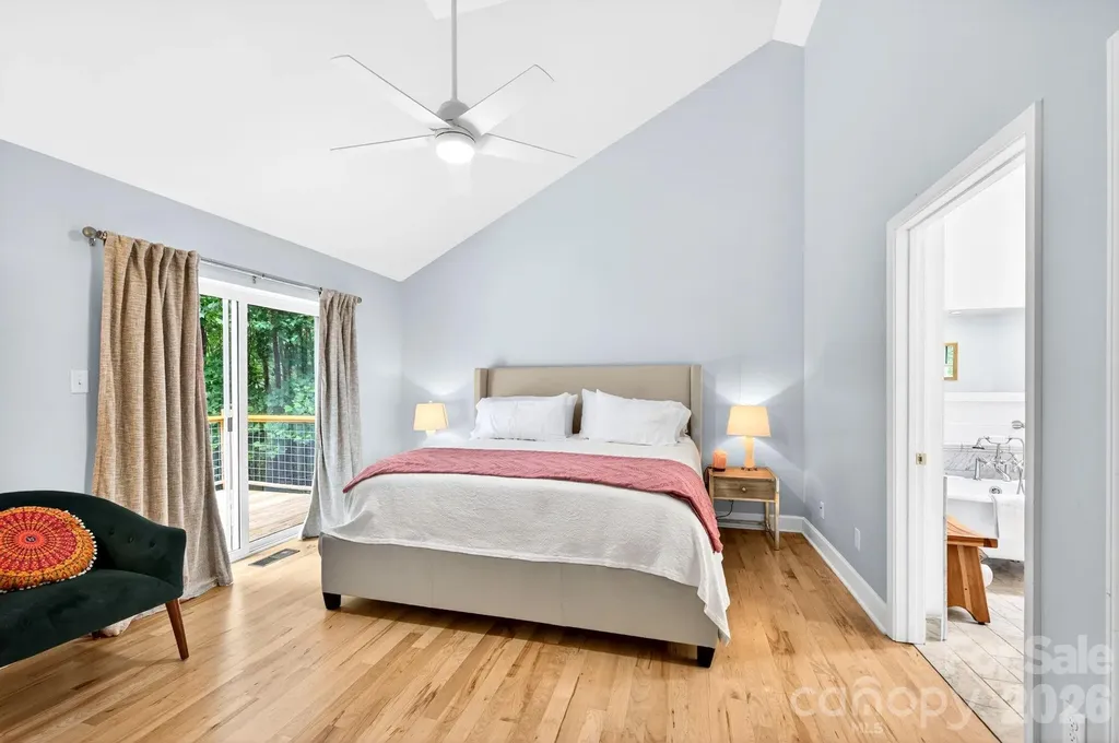 153 Skyview Circle Asheville NC 28804