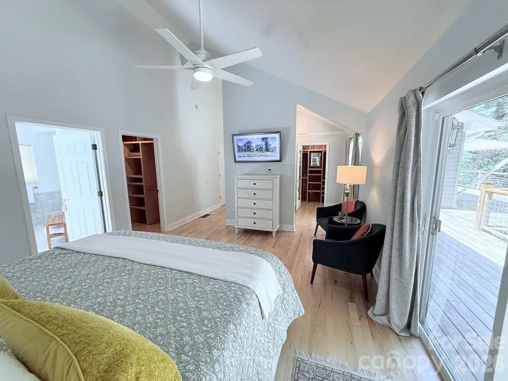 153 Skyview Circle Asheville NC 28804