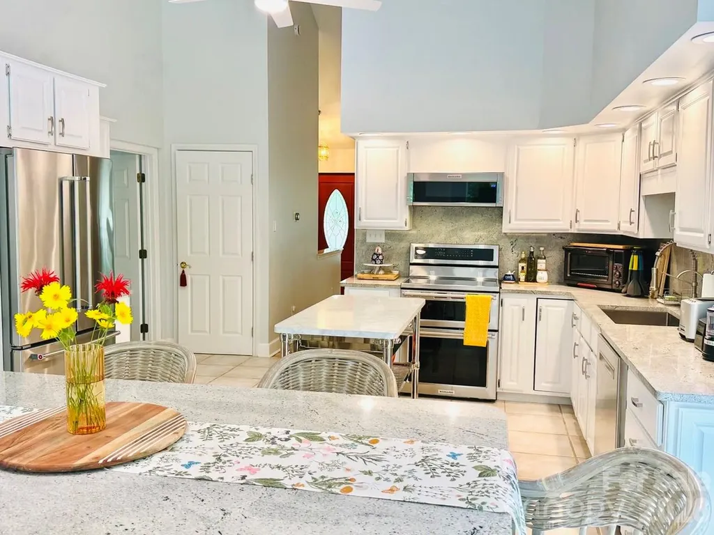 153 Skyview Circle Asheville NC 28804