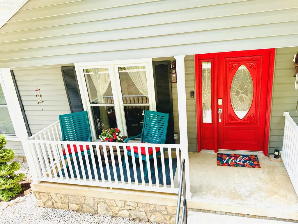153 Skyview Circle Asheville NC 28804