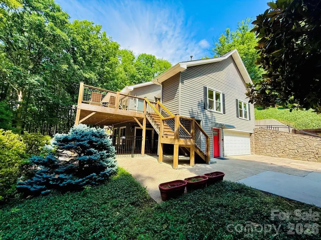 153 Skyview Circle Asheville NC 28804