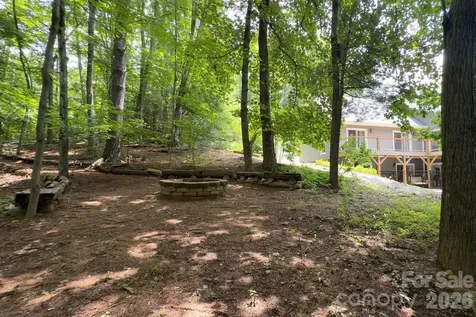153 Skyview Circle Asheville NC 28804
