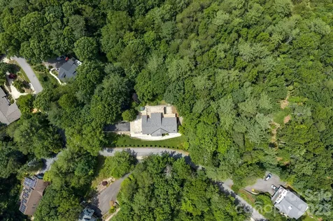 153 Skyview Circle Asheville NC 28804