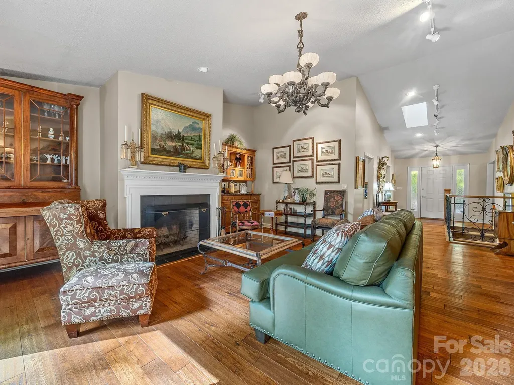 22 Hunting Country Trail Tryon NC 28782