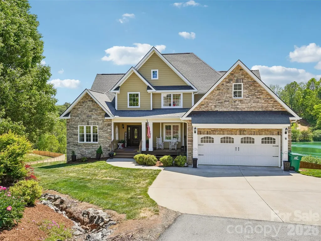 65 Horizon Way Alexander NC 28701