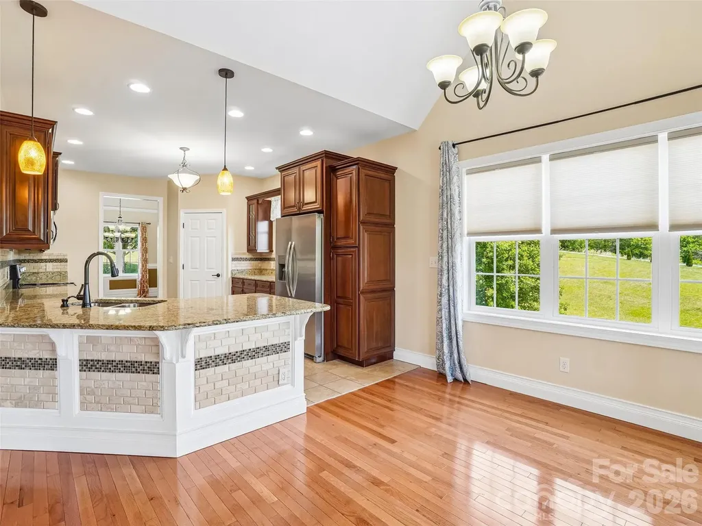 65 Horizon Way Alexander NC 28701