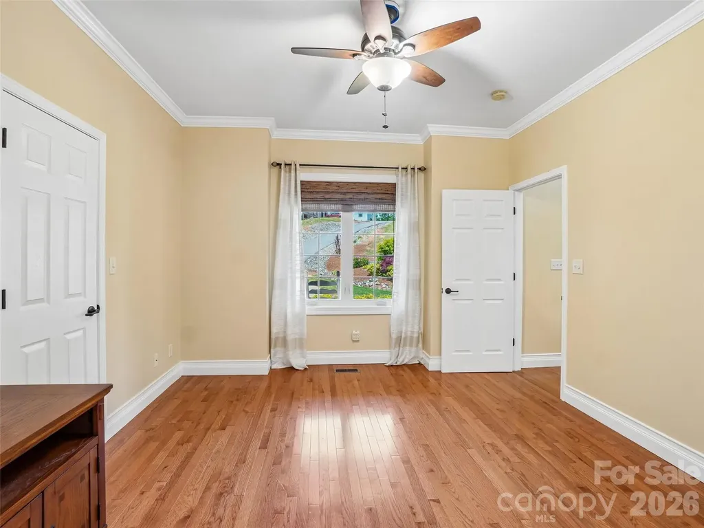 65 Horizon Way Alexander NC 28701