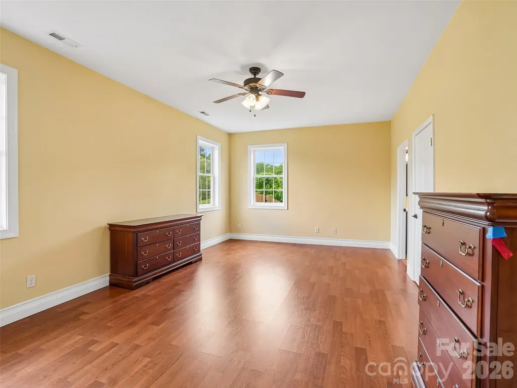65 Horizon Way Alexander NC 28701