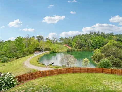 65 Horizon Way Alexander NC 28701