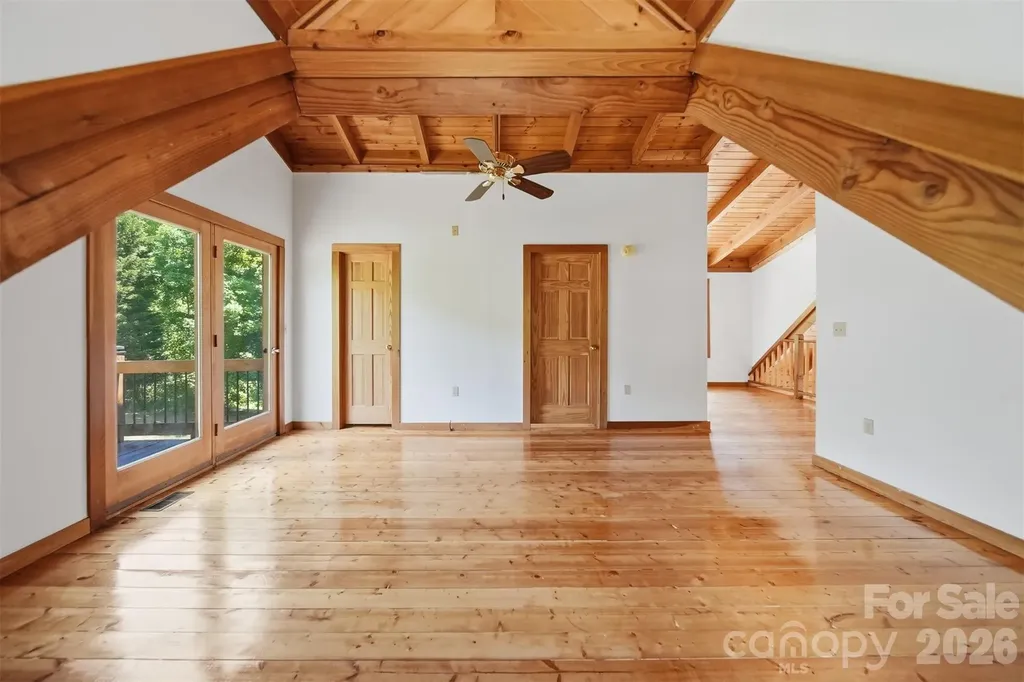 2079 Icard Ridge Road Taylorsville NC 28681