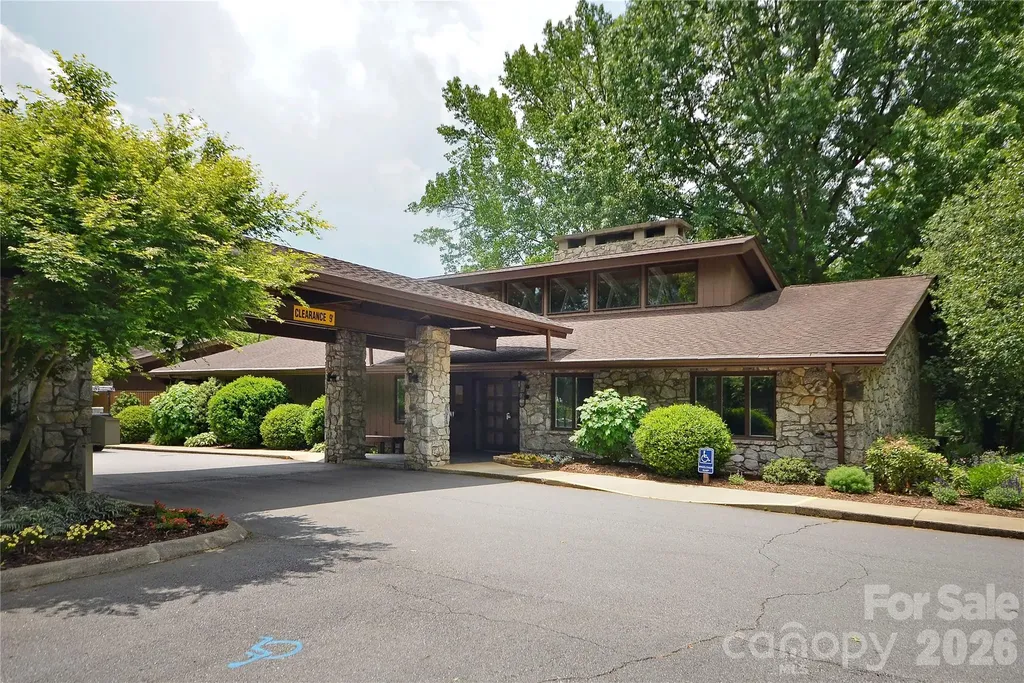434 Crowfields Drive Asheville NC 28803