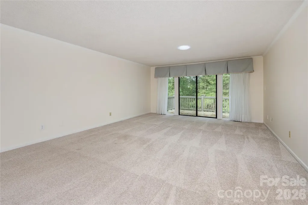 434 Crowfields Drive Asheville NC 28803