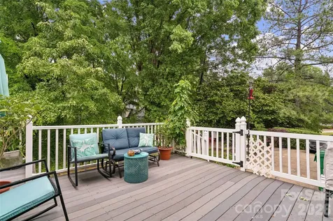 4113 Hallam Court Charlotte NC 28269