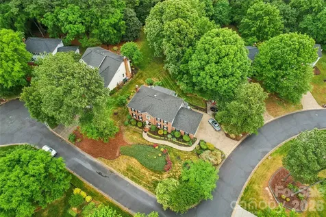 4113 Hallam Court Charlotte NC 28269