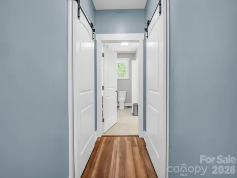 565 Pinewood Knoll Drive Hendersonville NC 28739