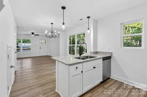 94 White Oak Street Chester SC 29706