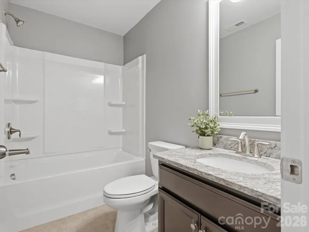 2016 Linn Cove Waxhaw NC 28173