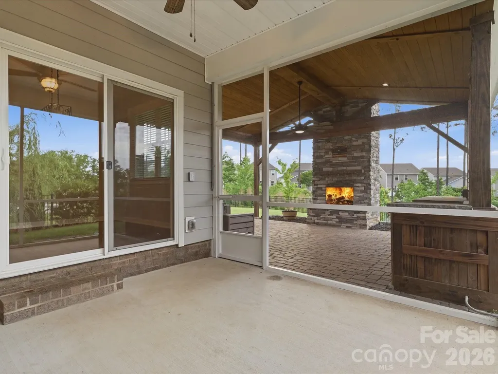 2016 Linn Cove Waxhaw NC 28173