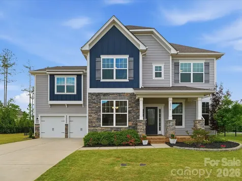 2016 Linn Cove Waxhaw NC 28173