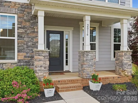 2016 Linn Cove Waxhaw NC 28173