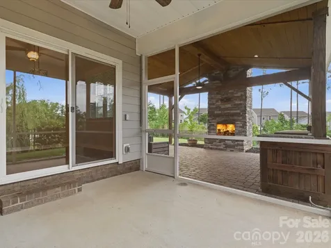 2016 Linn Cove Waxhaw NC 28173