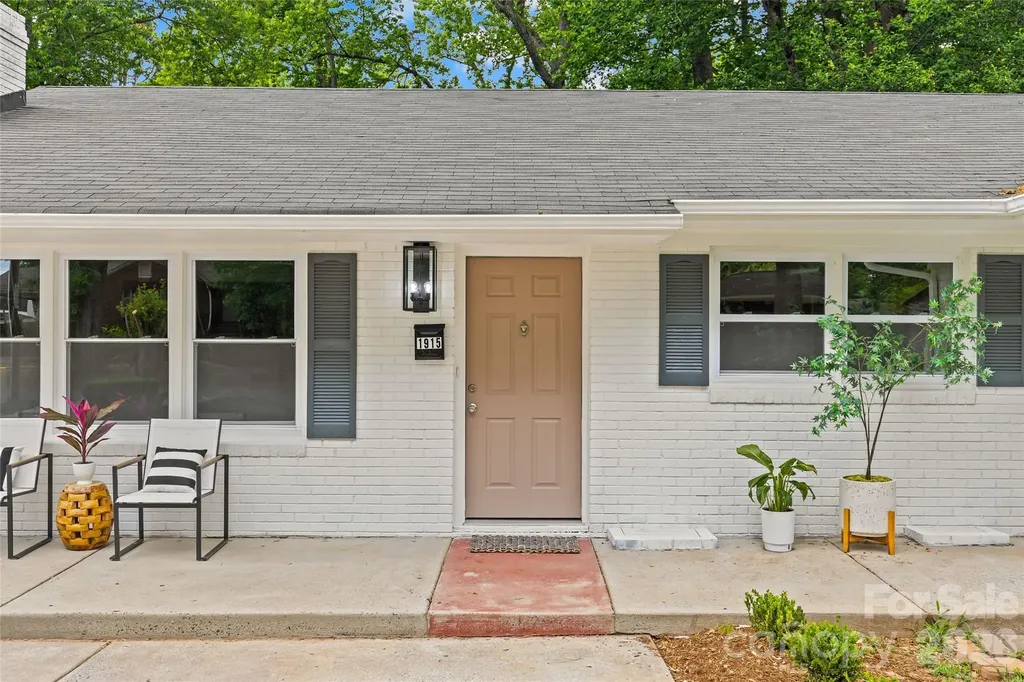 1915 Birchcrest Drive Charlotte NC 28205