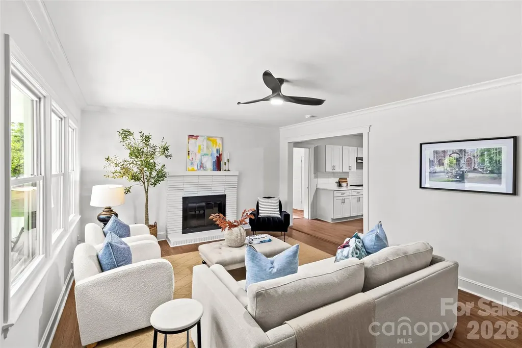 1915 Birchcrest Drive Charlotte NC 28205