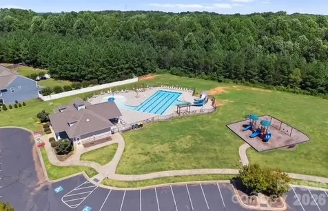 7227 Adirondack Drive Denver NC 28037