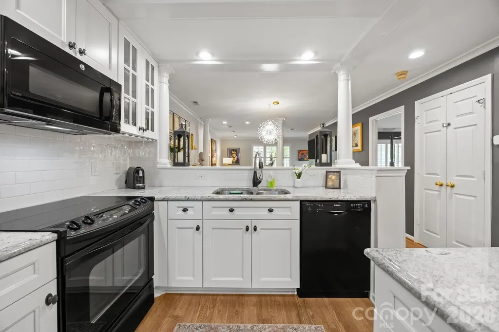 222 Queens Road Charlotte NC 28204