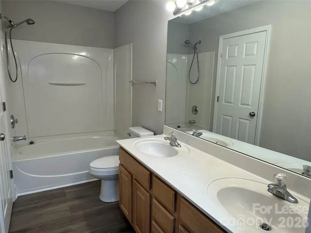 3251 Blythe Ridge Court Charlotte NC 28213