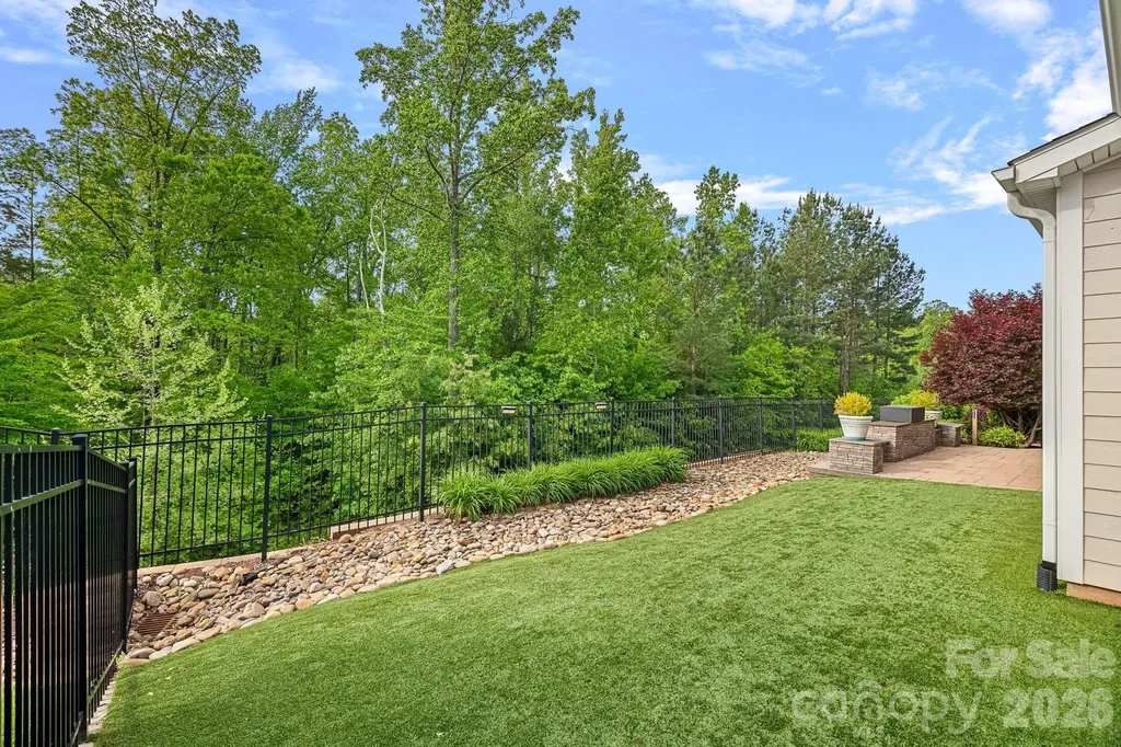 432 Granite Lake Court Denver NC 28307