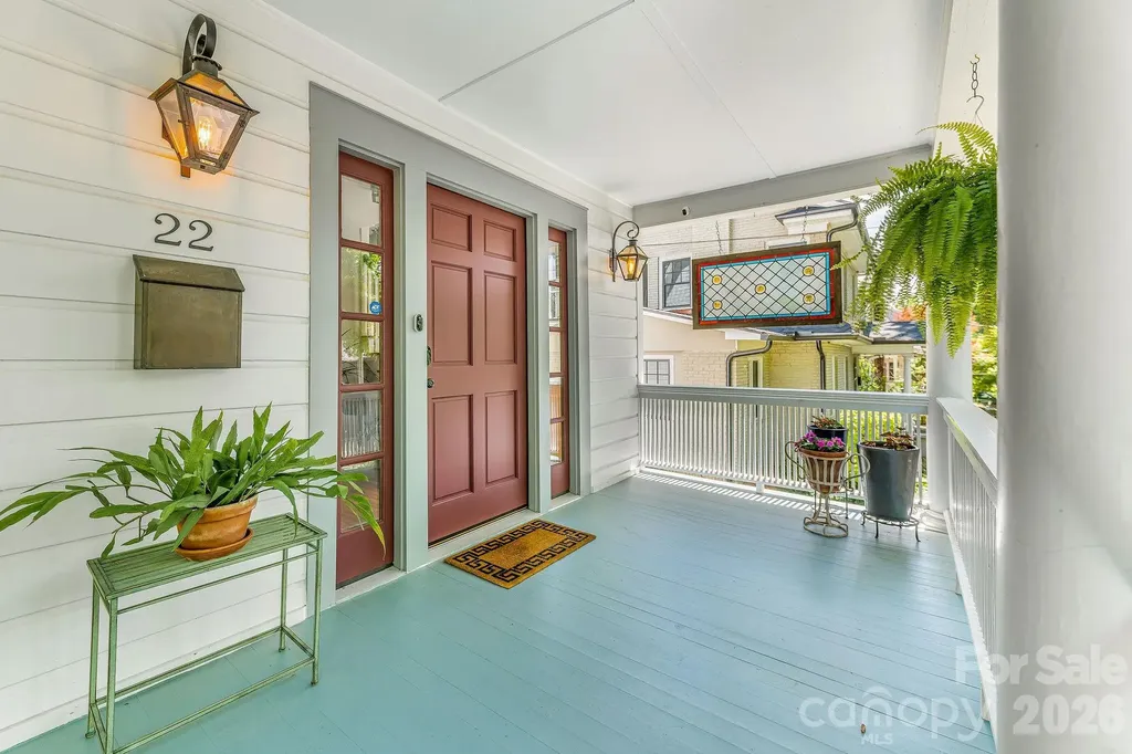 22 Westover Drive Asheville NC 28801
