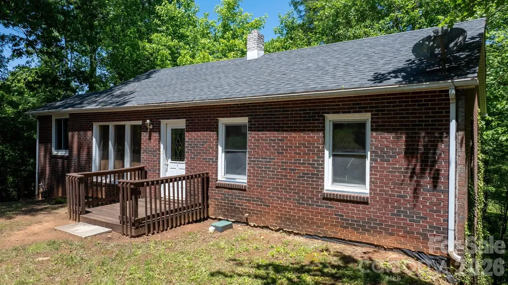 722 E F Street Newton NC 28658