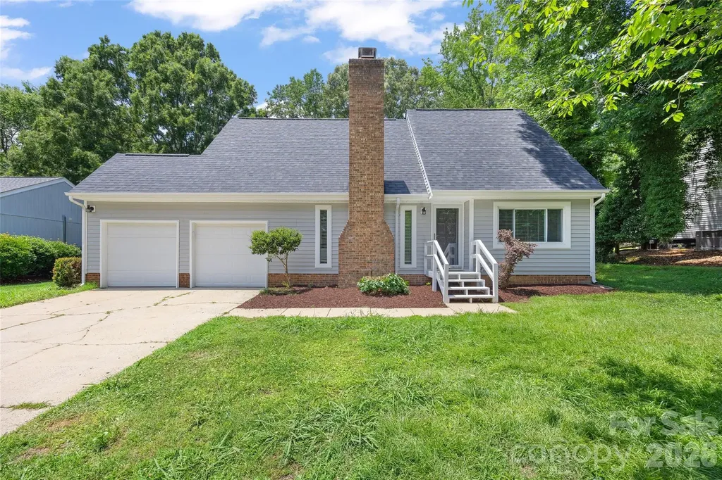 9526 Fairway Ridge Road Charlotte NC 28277
