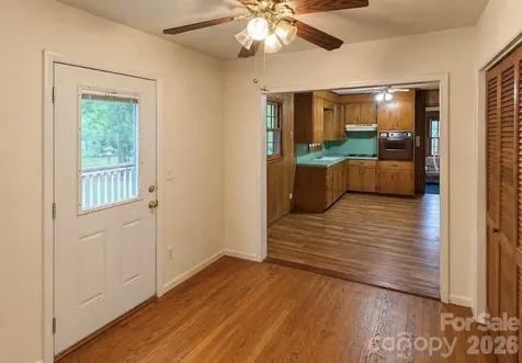 406 E L Street Newton NC 28658