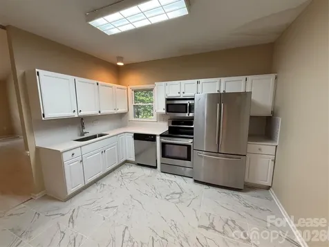 9423 Fairmead Drive Charlotte NC 28269